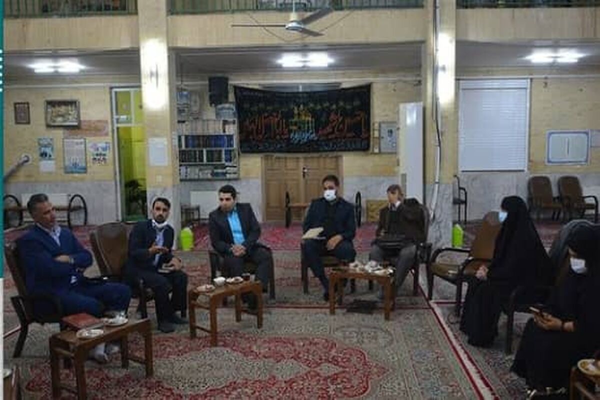 میبد