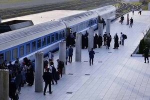 خدمات ریلی در روزهای جنگی بی‌وقفه پایدار است