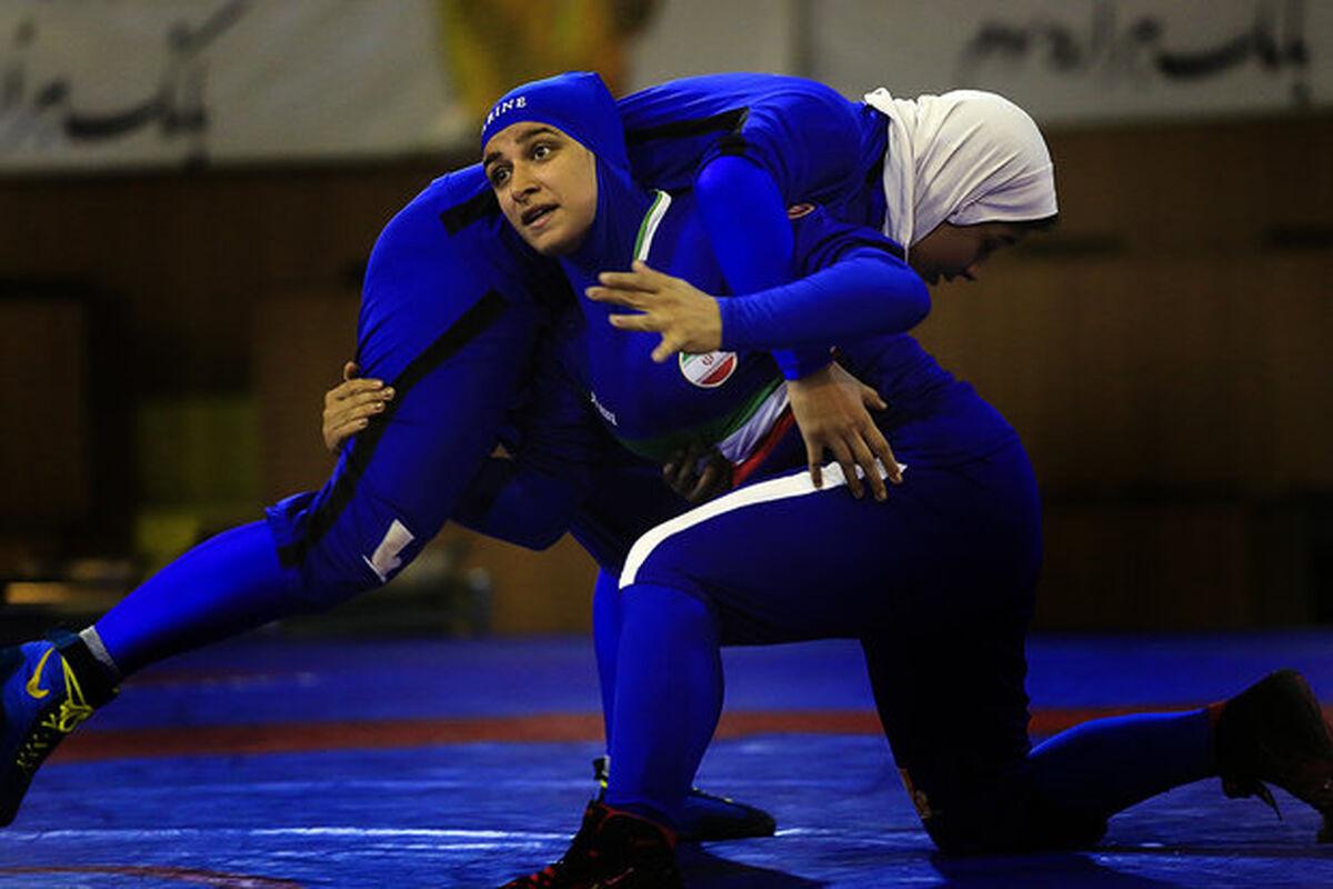 کشتی بانوان
