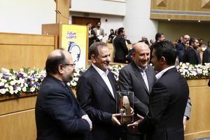 درخشش دو واحد صنعتی گیلان بعنوان نمونه کشوری