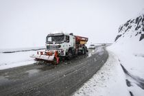 باران و برف گستره وسیعی از جاده‌های کشور را در بر گرفت