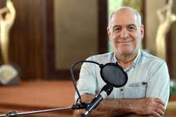 کدخدای روستای رادیو تهران را بشناسید