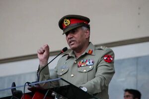متحد عمران خان زندانی شد