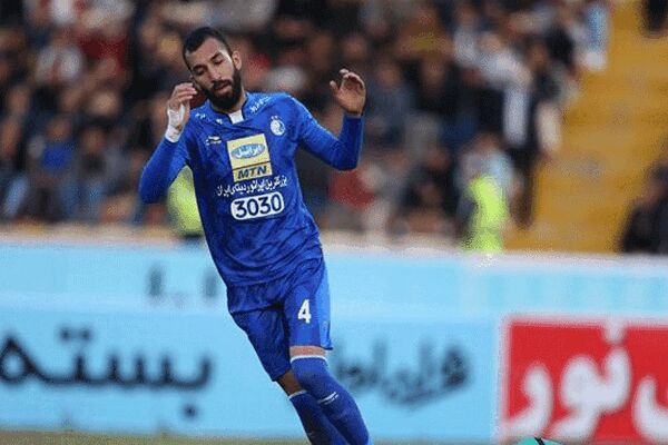 روزبه چشمی رکوردار ۲۰۰ بازی با پیراهن استقلال شد