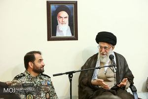 دیدار فرماندهان و مسئولان قرارگاه پدافند هوایی خاتم‌الانبیا با مقام معظم رهبری