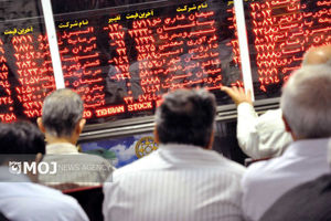 معاملات ۲ شرکت بزرگ خودروساز در بورس متوقف شد