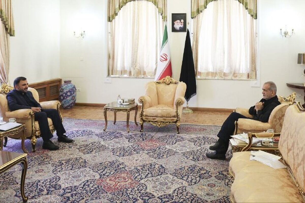وزیر ارتباطات در دیدار با مسعود پزشکیان