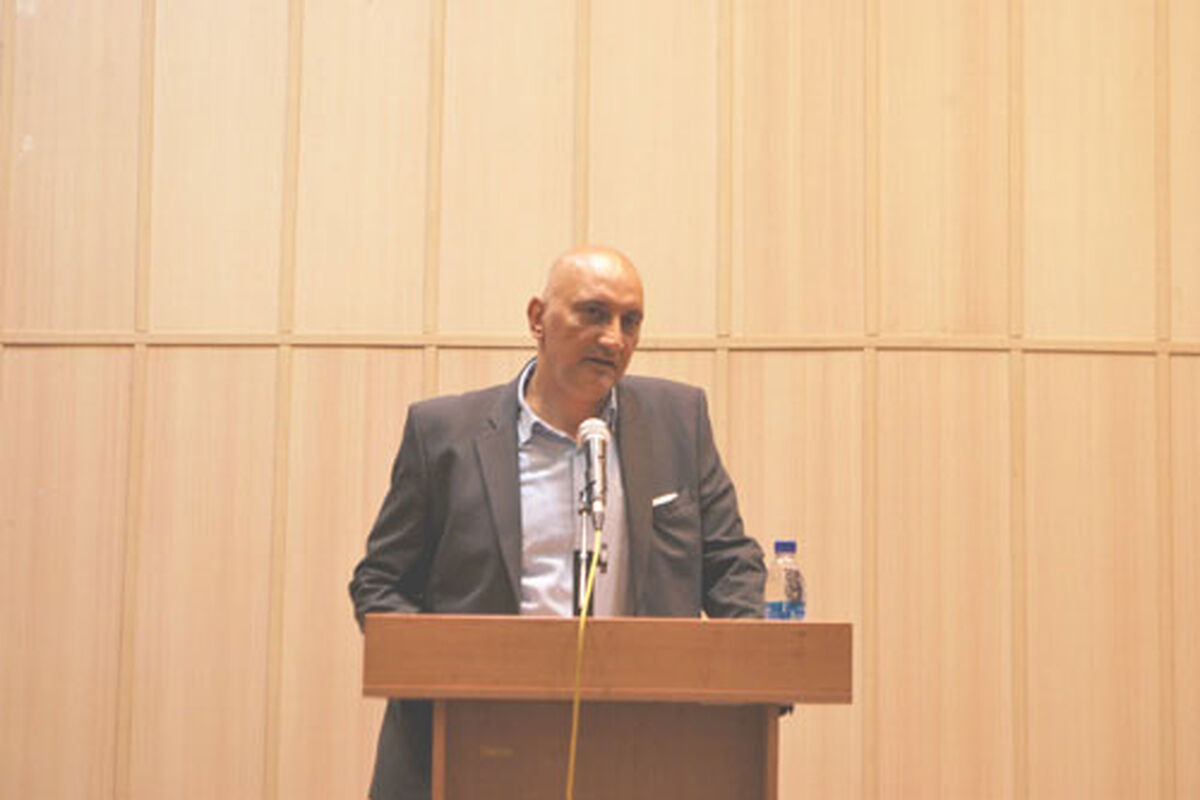 میرزاآقابیک