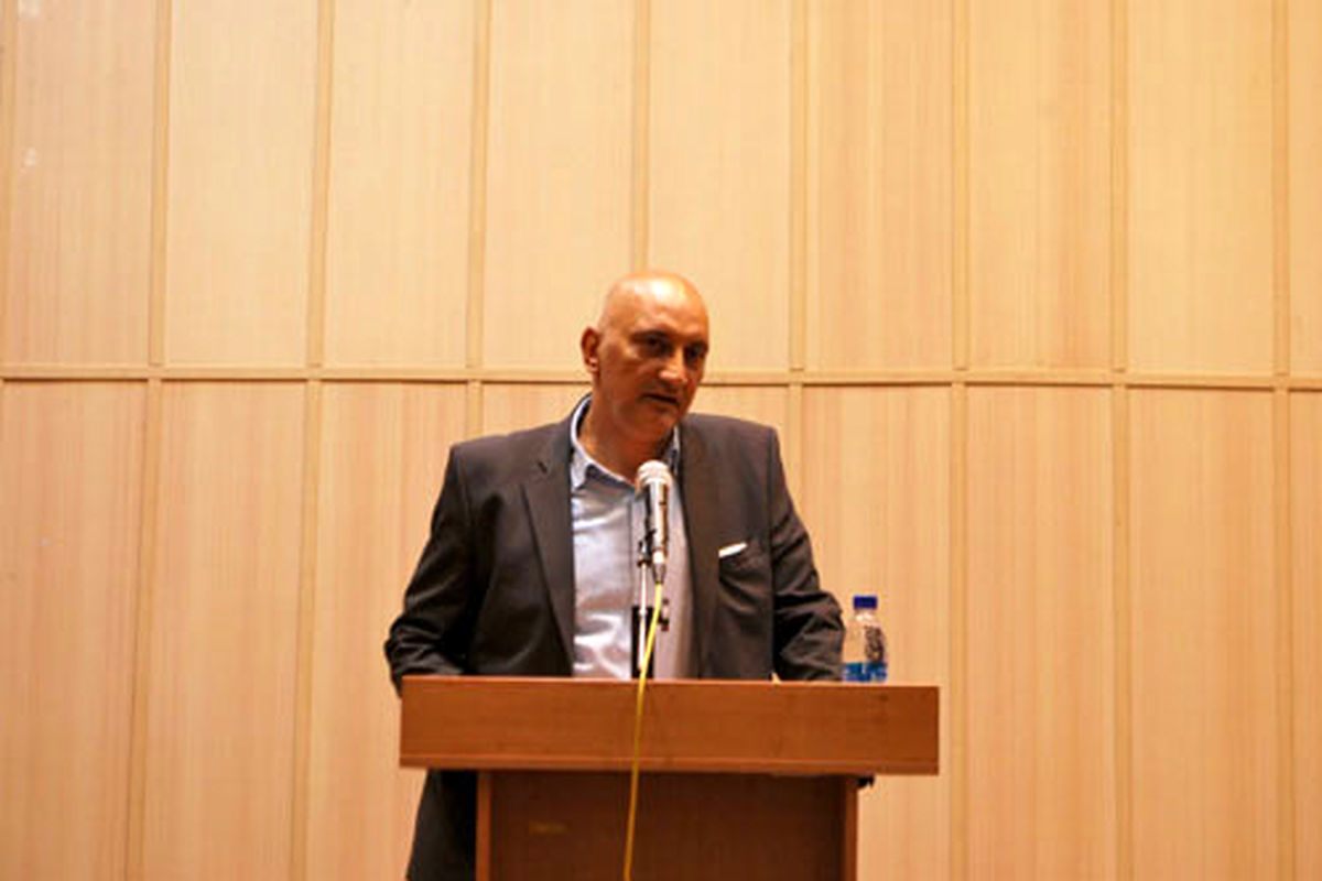 میرزاآقابیک