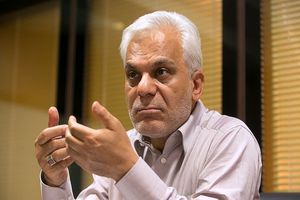 پرچم داری جریان اصولگرایی در دست شورای ائتلاف است/ اقدام قانونی علیه سایت ناطقان انجام خواهم داد