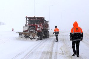 خدمات رانندگان و راهداران در شرایط بحرانی ماندگار است