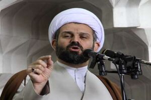 مسئولان از موضع قدرت با آمریکا رفتار کنند