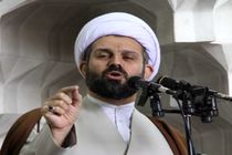 مسئولان از موضع قدرت با آمریکا رفتار کنند