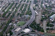 ترافیک نیمه سنگین در آزاد راه کرج- قزوین/ ترافیک چالوس پرحجم است