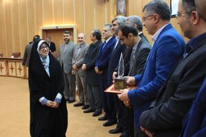 تجلیل از نفرات برگزیده هفته پژوهش و فناوری