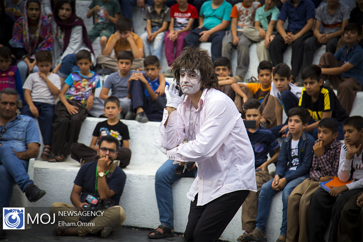 روز پایانی چهاردهمین جشنواره تئاتر خیابانی مریوان
