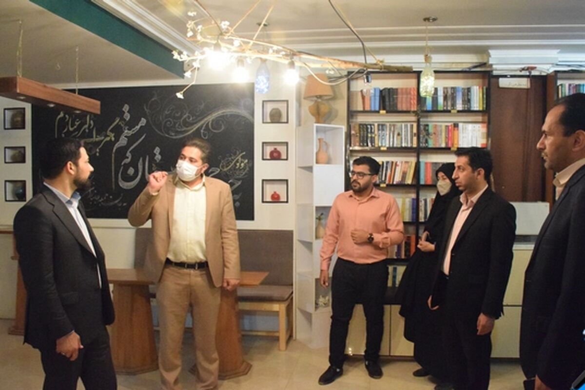 میبد
