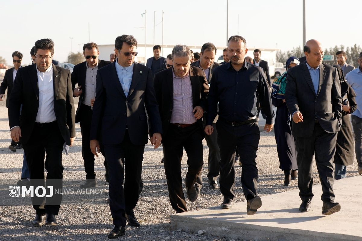 بازدید مدیر عامل منطقه آزاد کیش