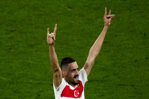 یوفا به شادی معنادار بازیکن ترکیه ورود کرد