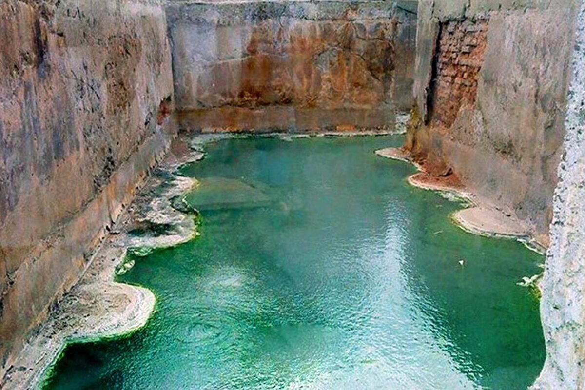 چشمه آب‌گرم در مازندران