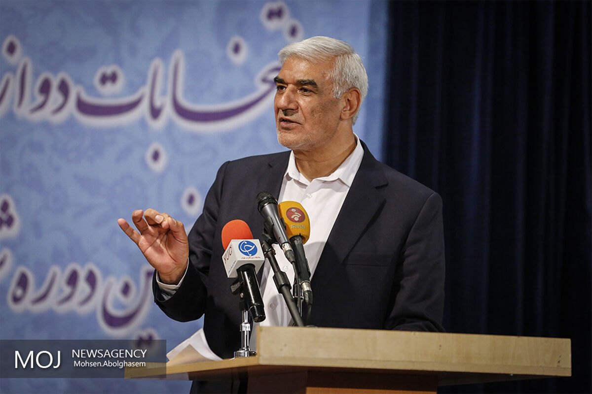 در پایان گزارش احمدی رییس ستاد انتخابات کشور