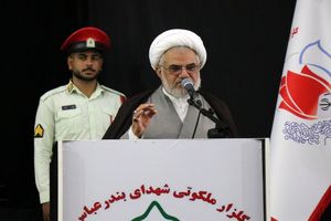 خیال دشمنان برای ضربه زدن به انقلاب، باطل است