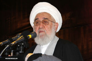 سردار سلیمانی از حریم اسلام دفاع می‌کند/امام(ره) در مقابل فحشا و منکر قیام کرد