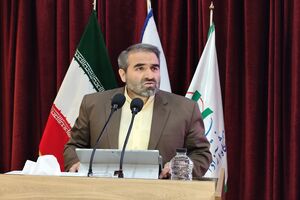 از جامعه دانشگاهی انتظار می رود تا در حل مسائل کلان اقتصادی کشور نقش‌آفرینی کنند      