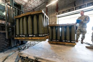 The US has sent 10,000 tons of US military to Israeli 