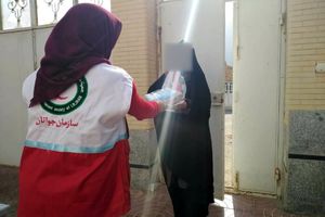 توزیع ۳۵۰ بسته معیشتی بین نیازمندان توسط خانه هلال روستای اسلامیه شهرستان تفت