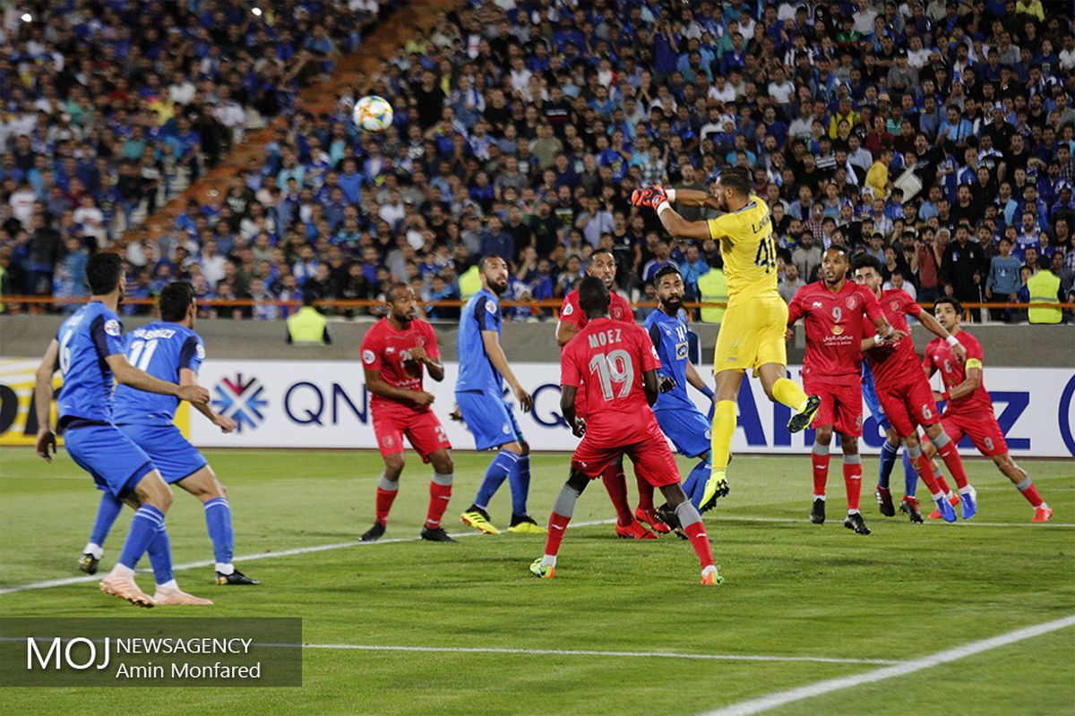دیدار تیم های فوتبال استقلال ایران و الدحیل قطر