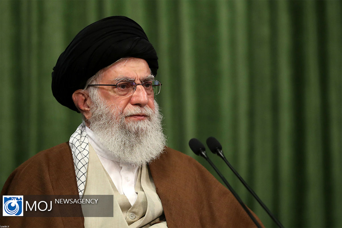 ارتباط تصویری دانشجویان با مقام معظم رهبری