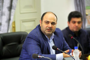 وضعیت آسفالت شهر رشت را در قالب یک بحران می بینم