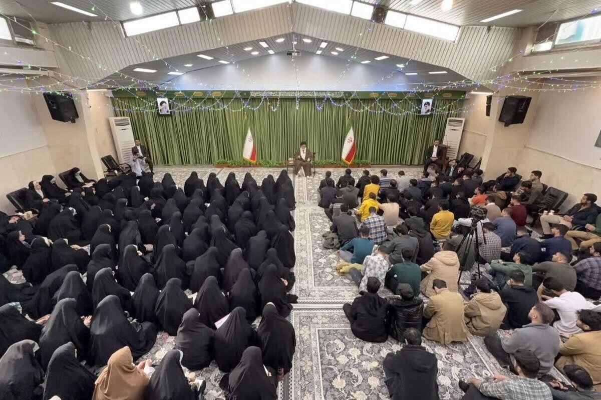 آیت الله علم الهدی 