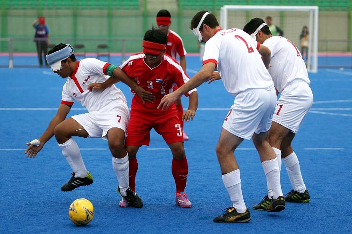 تیم ملی فوتبال ۵ نفره