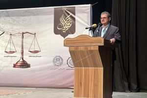 نجات یک انسان هنر وکلا وکالت است 