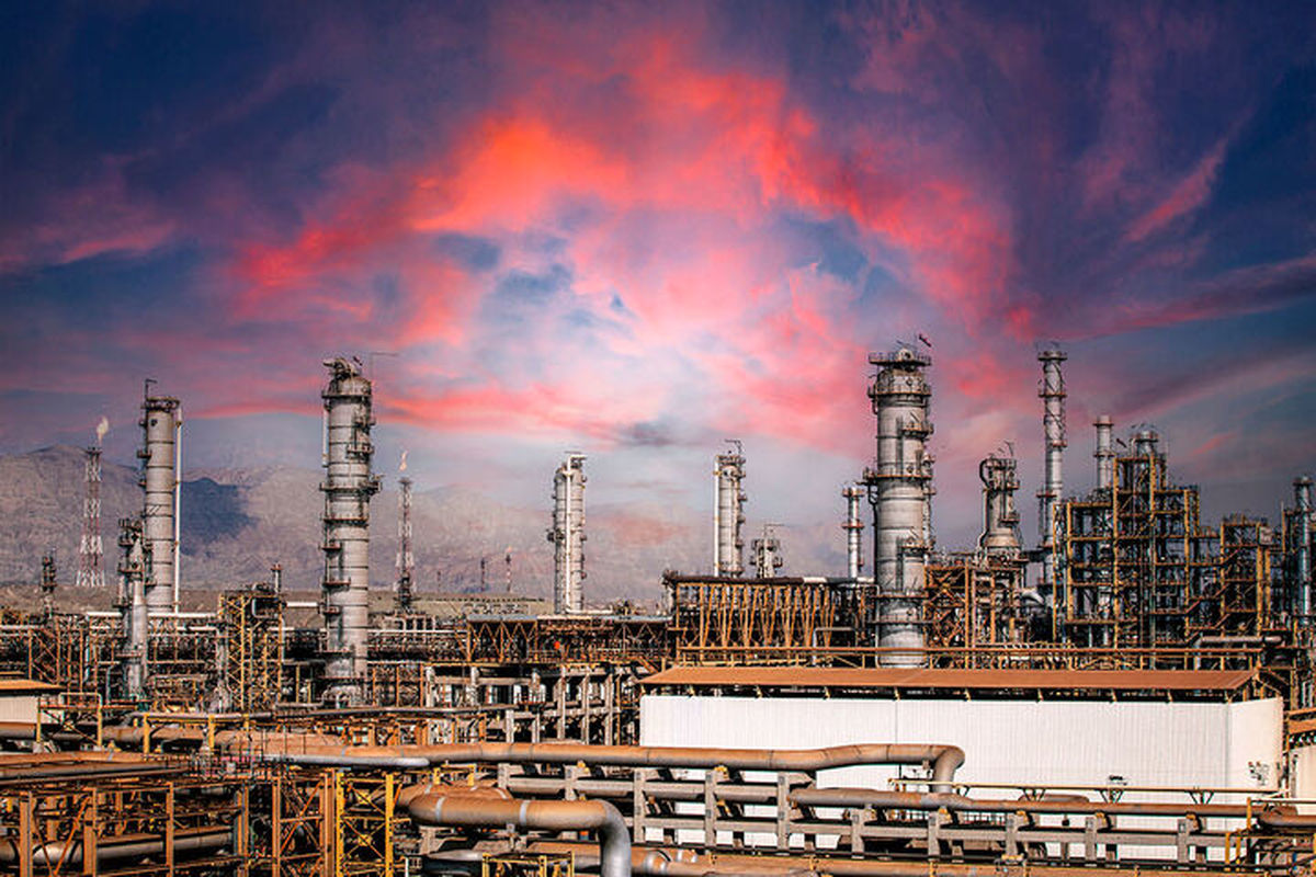 نخستین پتروشیمی هرمزگان 