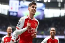 آرسنال با شکست تاتنهام برای قهرمانی گام برداشت