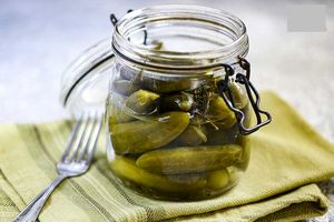 چند راهکار برای کپک نزدن خیارشور