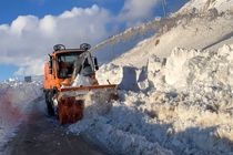 بارش برف محور هراز را سفیدپوش کرد