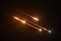 مراکز استقرار نیروها و شرکت‌های صنعتی ـ نظامی رژیم صهیونیستی هدف موشک‌های ایرانی قرار گرفت