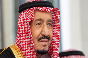 Saudi Arabia grants citizenship to foreign experts