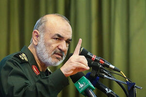 جایی به دشمن ضربه می زنیم که حتی فکرش را هم نمی کند