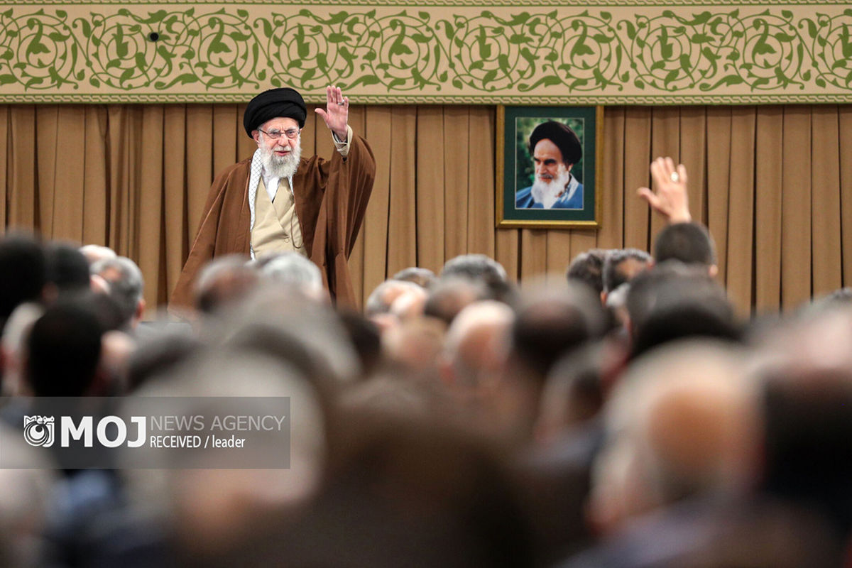 دیدار تولیدکنندگان و فعالان اقتصادی بخش خصوصی با رهبر انقلاب اسلامی