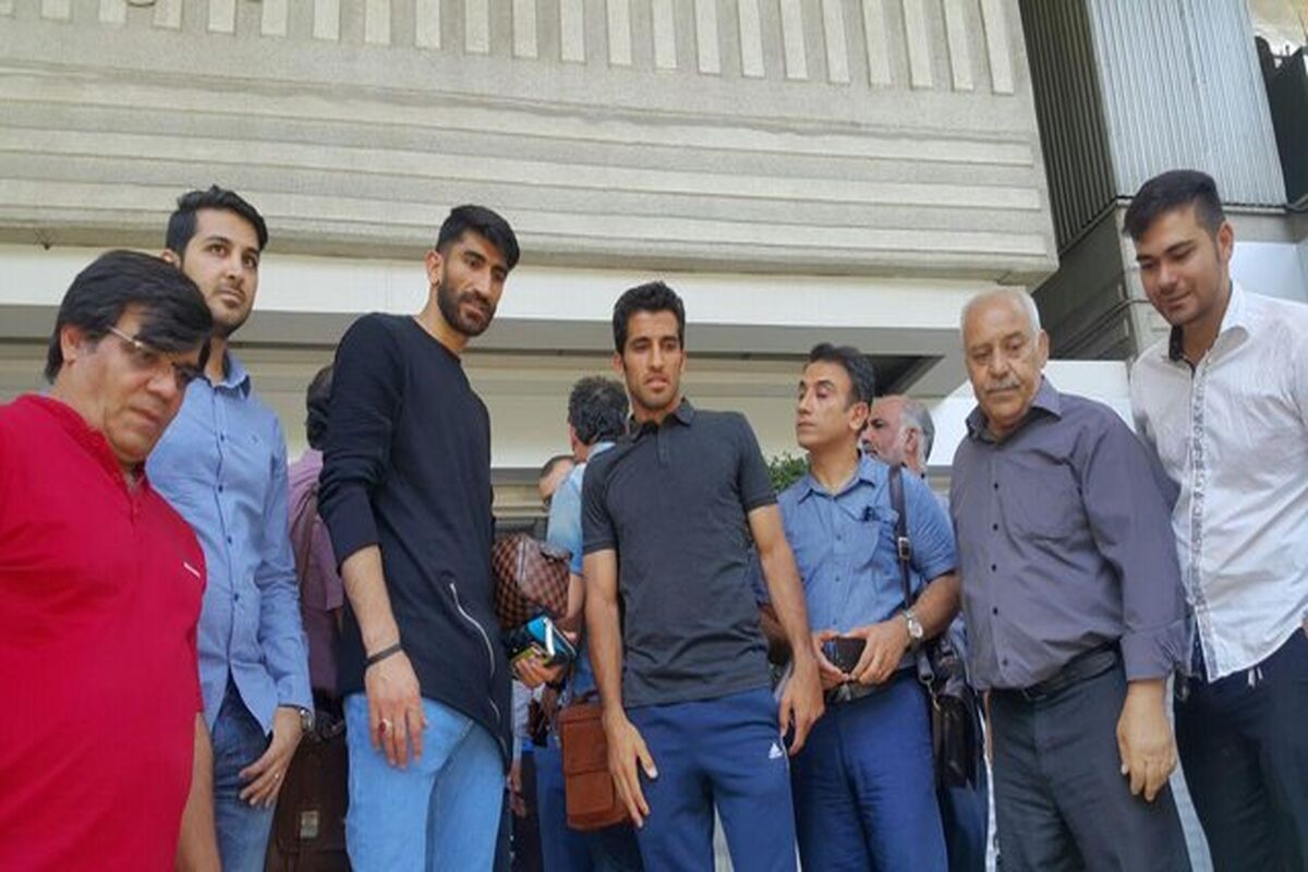 بازیکنان نفت