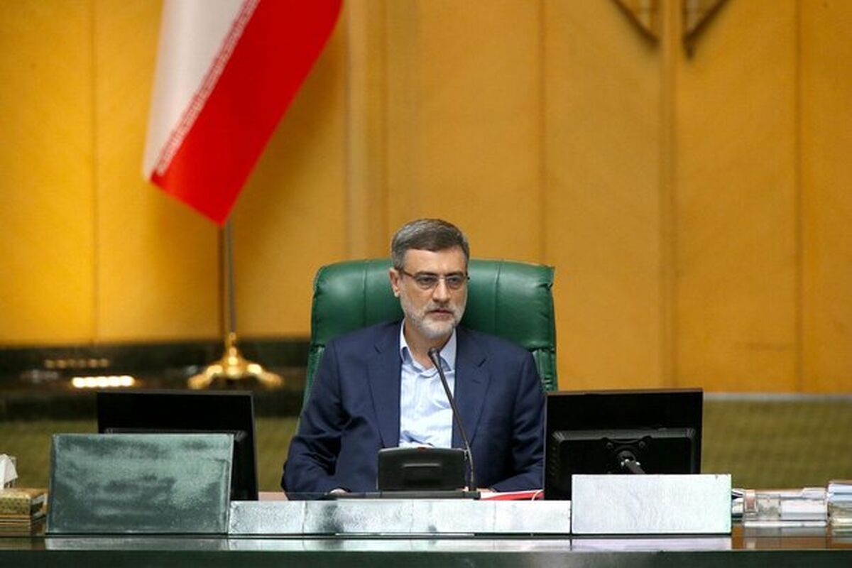 قاضی زاده هاشمی