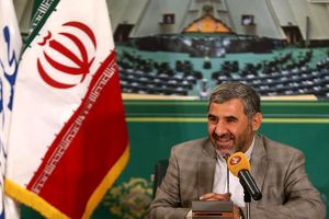 لزوم برخورد با مدیران متخلف برابر با قانون / لکه ننگ فیش های حقوقی پذیرفنی نیست