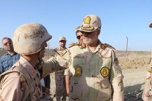 بازدید فرمانده مرزبانی فراجا از واحدهای مرزی جنوب استان سیستان و بلوچستان