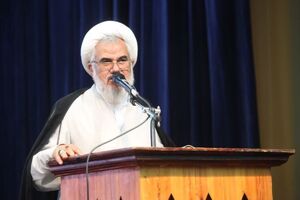محدودیت صنایع دفاعی در مذاکرات، خط قرمز ملت ایران است