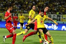 شیشه‌های اتوبوس تیم فوتبال پرسپولیس شکسته شد